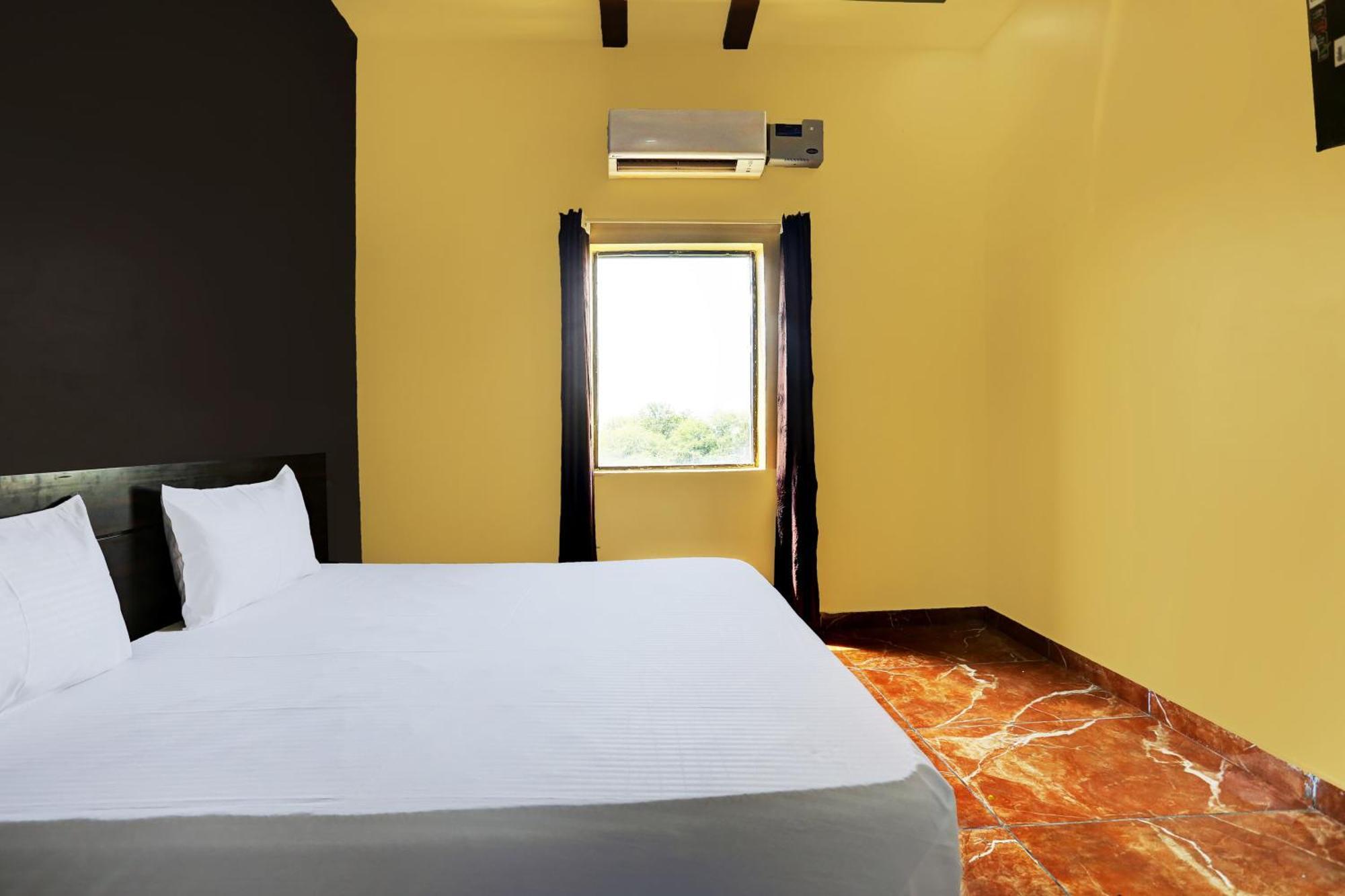 Hotel O Dada Hotel Charkhi Dadri Bagian luar foto
